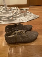 Gold Sparkly shoes size 8
