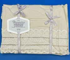 Cottage Chic EYELET Scalloped LACE EURO PILLOW SHAM Ivory Ecru 26 X 26 NEW Vinta