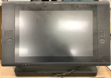 Wacom Cintiq 24HD DTK-2400 Graphics Tablet L-H