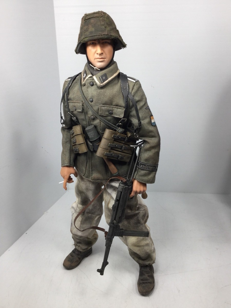 1/6 DRAGON GERMAN 34TH DIV GRENADIER MP-40 EASTERN FRONT WW2 DID