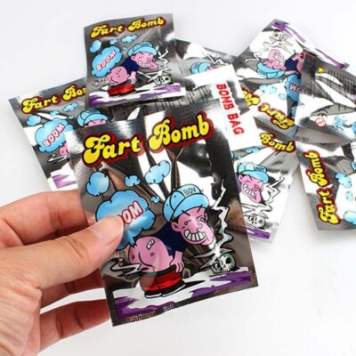 Furzbombenpaket - Stinkstinkende lustige Streiche Witze Stinkbombe Tasche Poo Schule