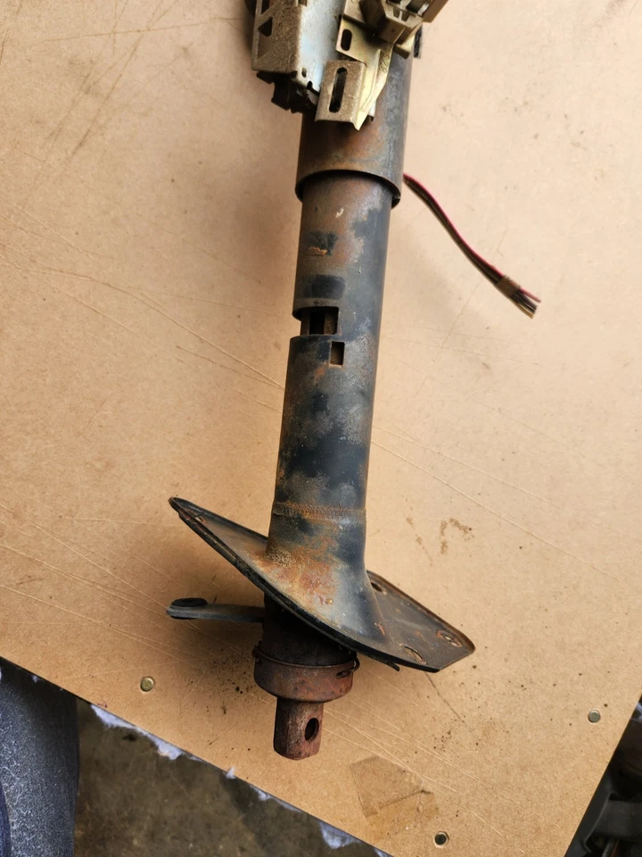 Columna de dirección OEM Chevrolet GMC S10 S15 1982-1987  Foto 4 de 4
