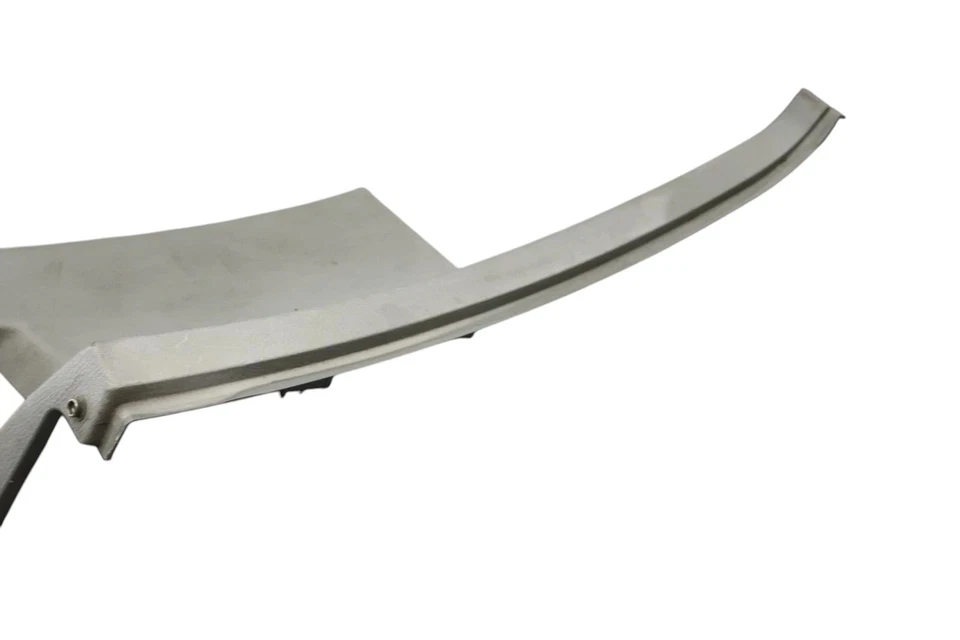 02-05 Ford Thunderbird panel de ajuste trasero derecho cuarto superior 1W637631012 OEM Foto 4 de 4