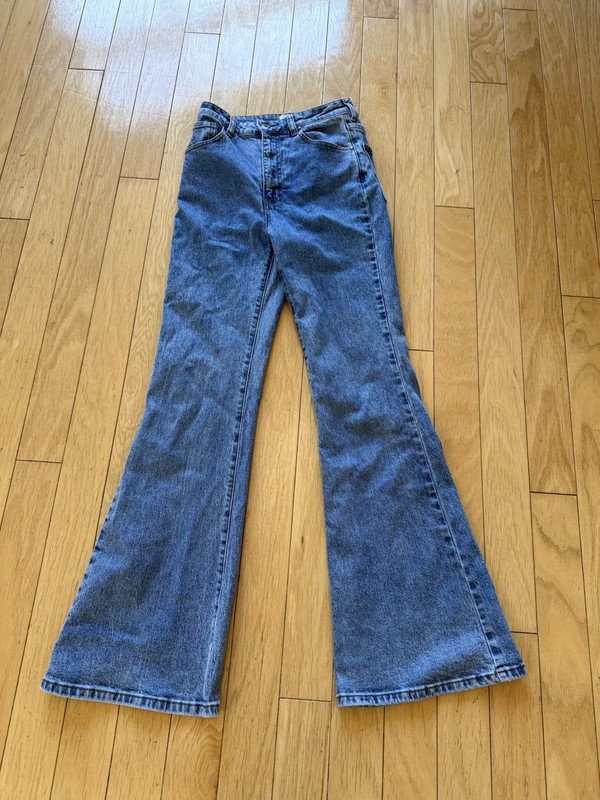 COTTON:ON Original Flare Jean Women's Size 4 US Medium Wash