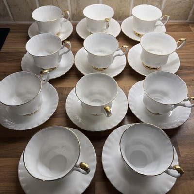 11x Vintage Royal Albert ''VAL D'OR'' Teetasse & Untertasse Bone China weiß mit Gold