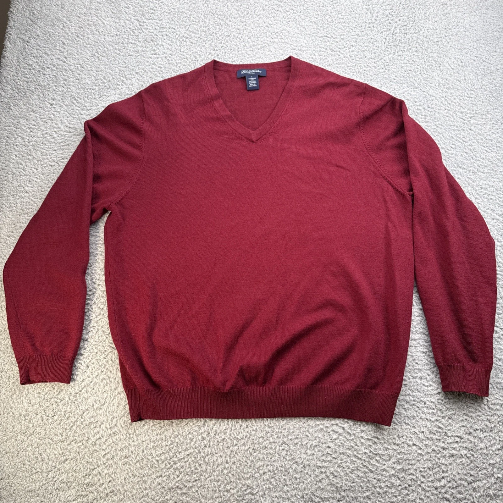 Brooks Brothers Sweater Mens Large Merino Wool Blend V-neck Maroon
Opens in a new window or tab
