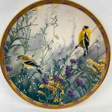 LENOX Golden Splendor-American Finch Decorative Plate by Catherine McClurg