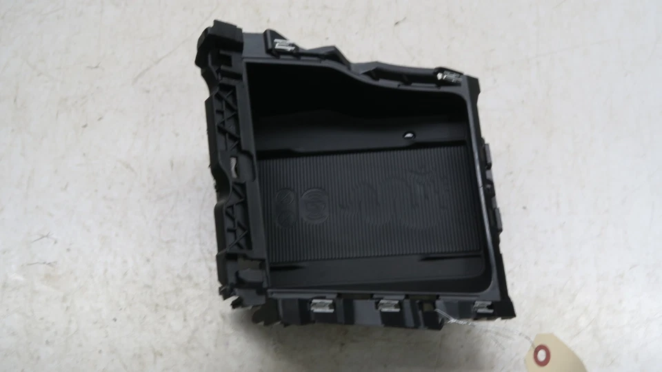 2023-2026 Alfa Romeo Tonale OEM Center Console Wireless Charger Trim - image 2 of 4