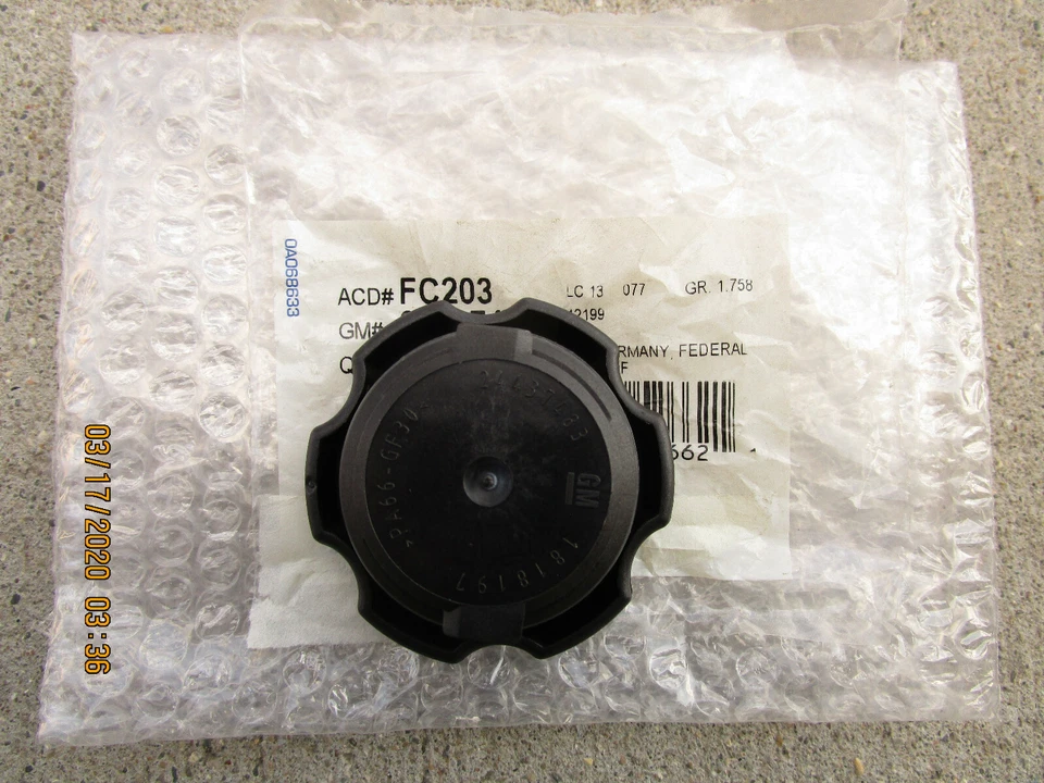GM CADILLAC SATURN 24437483 ACDELCO FC203 TAPA DE LÍQUIDO DE LLENADO DE ACEITE DE MOTOR OEM NUEVO Foto 2 de 2