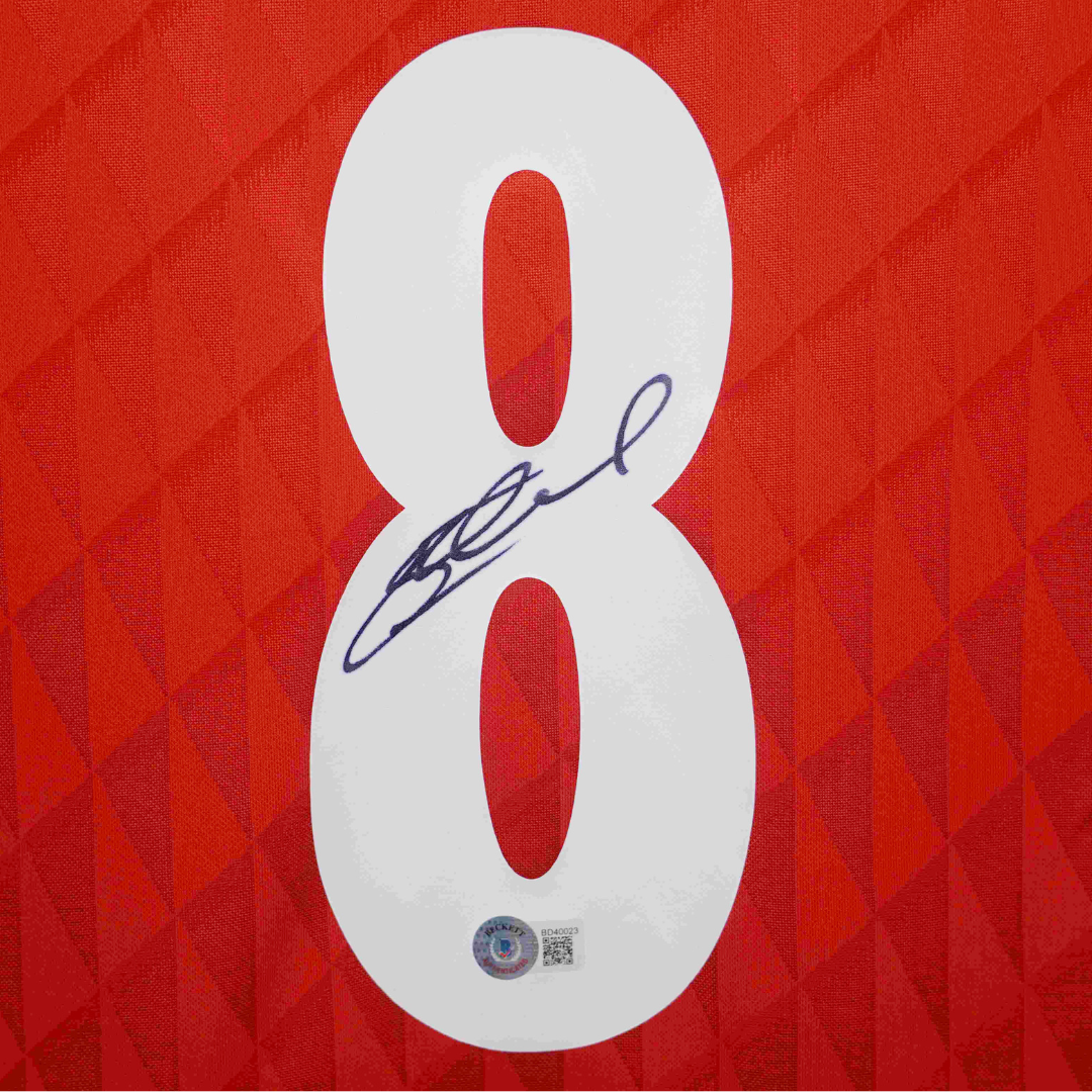 リバプール GERRARD 8 レッドシャツ　レア　古着 Steven Gerrard #8 Liverpool FC 2019 -20 New Balance Red Home