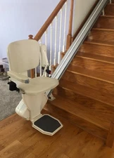 Stair Lift - 2022 AmeriGlide Rave 2