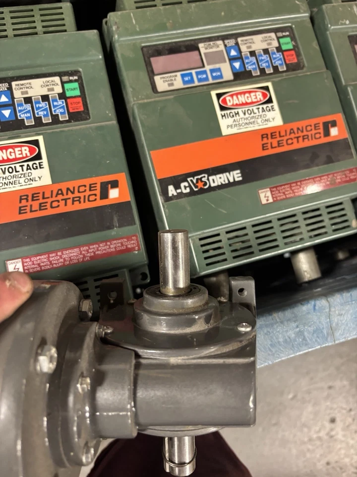 NEW NO BOX BALDOR 33E196W009K1 115V 2.1A - Image 4 of 4