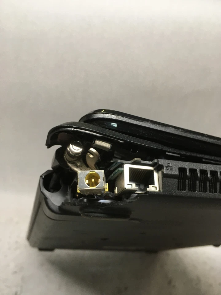 Acer Aspire E1 - Q5WPH 15" (AS IS) Intel Core i5-4200U @ 1.6 GHz- JZ - Image 4 of 4