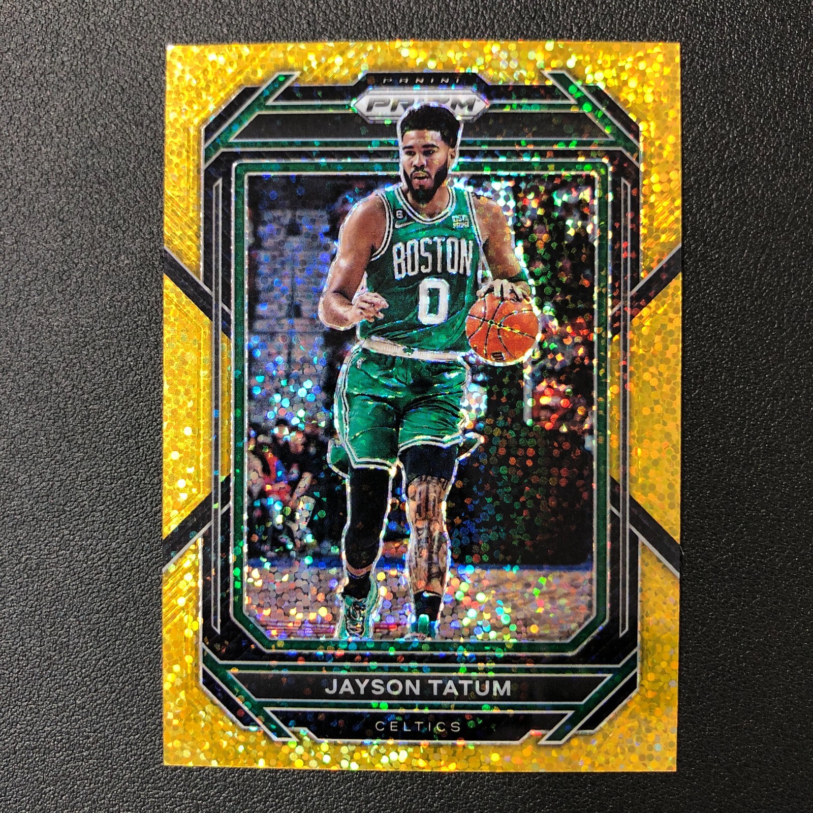 2022-23 Panini Prizm Basketball #17 Jayson Tatum Gold Sparkle /24 ouchf10