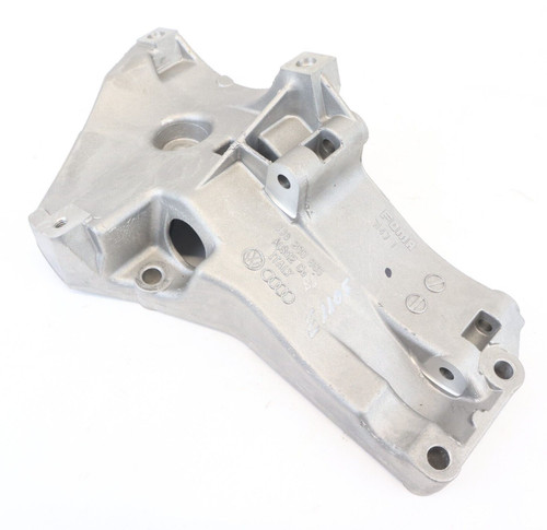 Original VW Audi Skoda FOMA Aggregathalter Lichtmaschinenhalter 036 260 885
