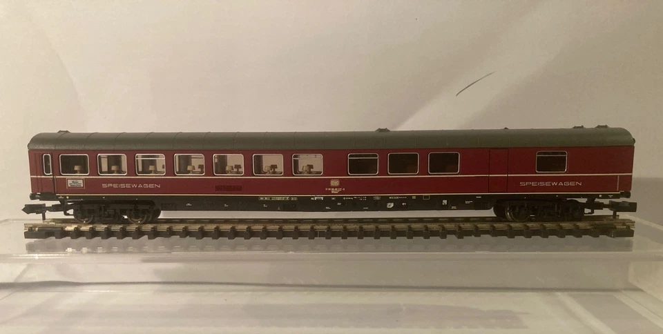N Gauge - Assorted European Coaches (Minitrix, Arnold, Fleischmann) - Image 4 of 4