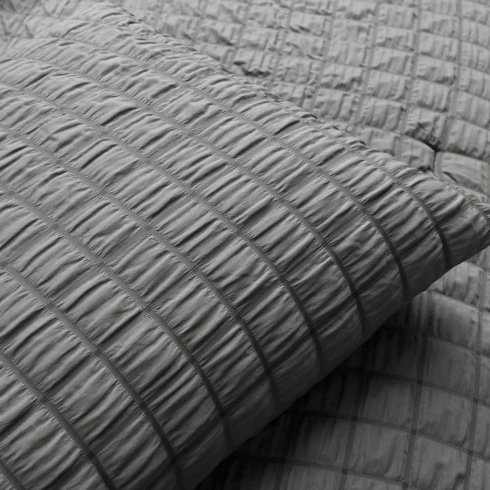 Juego de edredón Dobby con textura arrugada decoración exuberante gris oscuro rey Foto 3 de 4