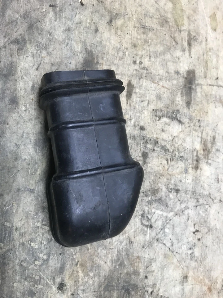 1979 年本田 CB750F Super Sport CB 750 四管空气净化器进气口 — 第 4/4 张图片