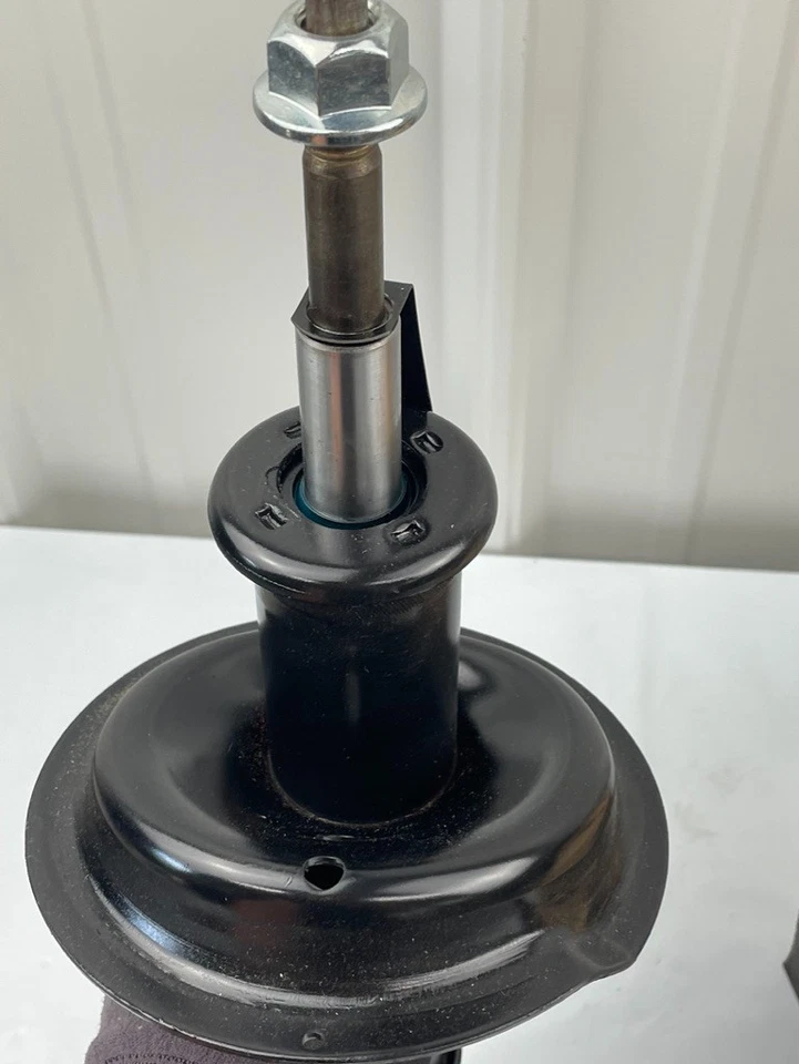 Puntal de suspensión Monroe 71924 para FRONTAL de modelos Saturn seleccionados en tabla Foto 4 de 4