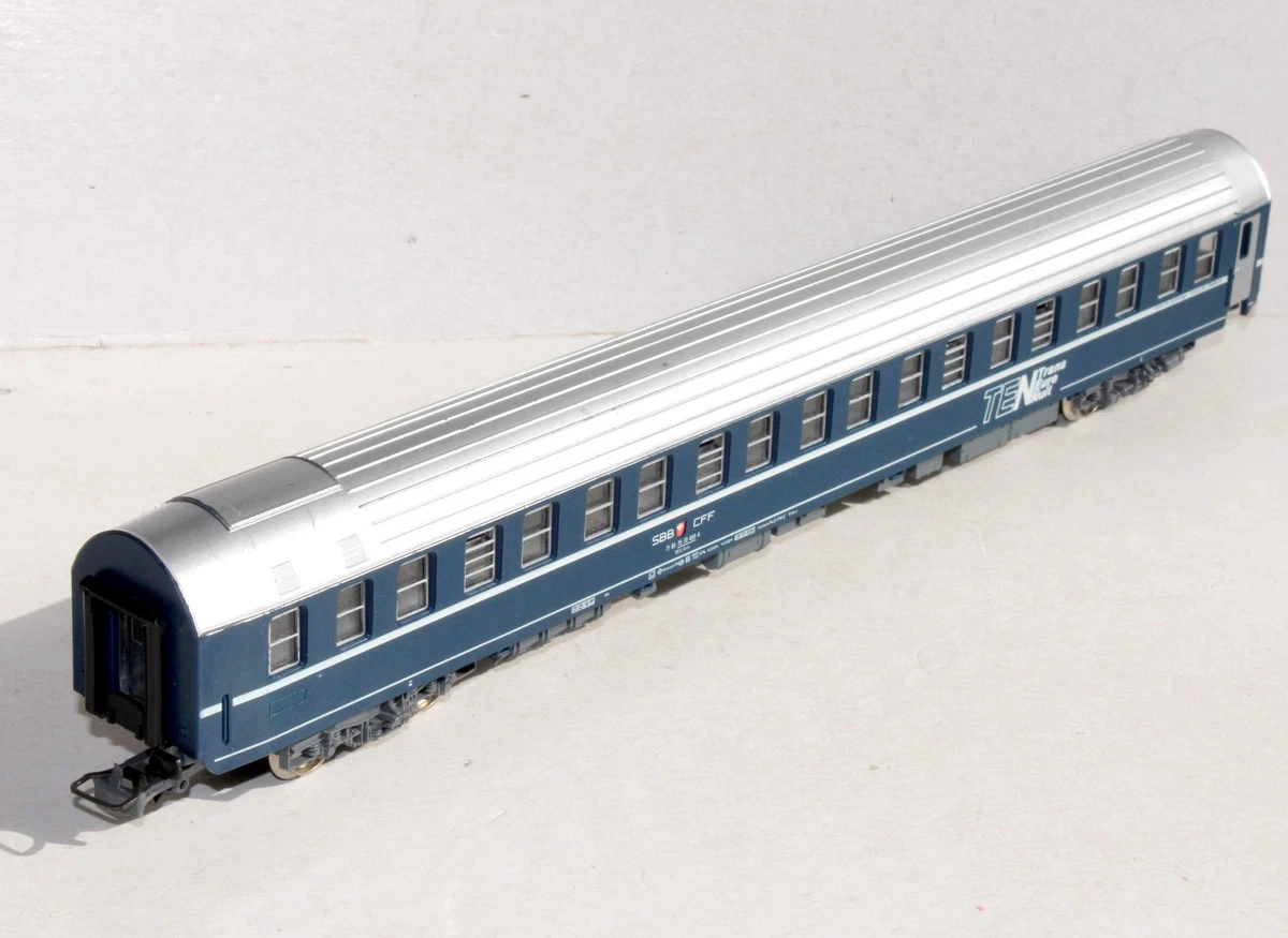 Lot Jouef HO – 50+ Pièces : Locomotives, Wagons, Voitures, Attelages – Occasion