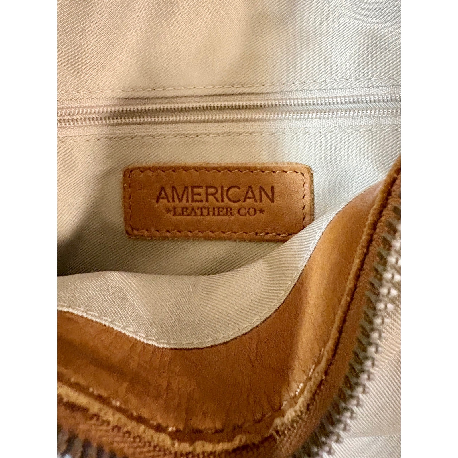 American Leather Co Tan Pebble Grain Shoulder Bag Hobo Purse Everyday Chic