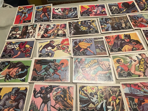 A&BC Batman Teil Set 41 Kaugummi Karten Schwarz Fledermaus Logo - Bild 8 von 24