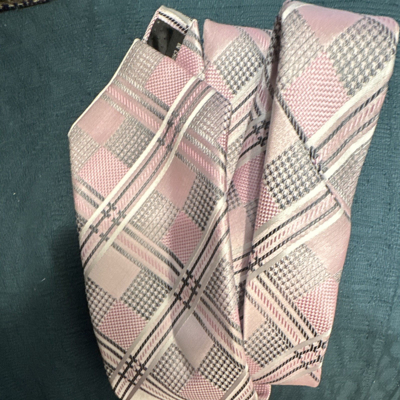 Stacy Adams Men's Tie Pink Gray Black White Plaid Pattern