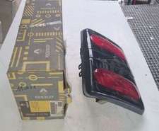 Original Renault Trafic 1 Rücklicht Heckleuchte Rechts 7701039660