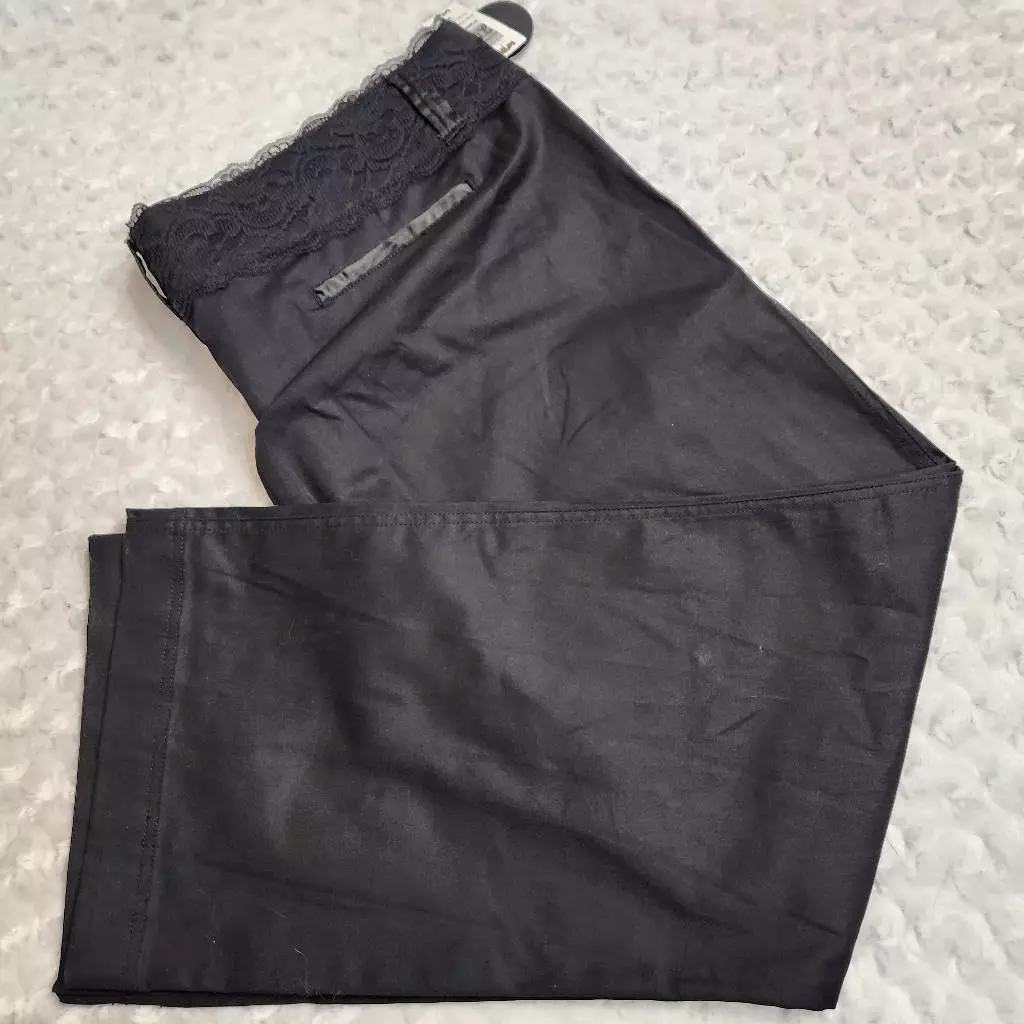 Kik hotsell girl pants