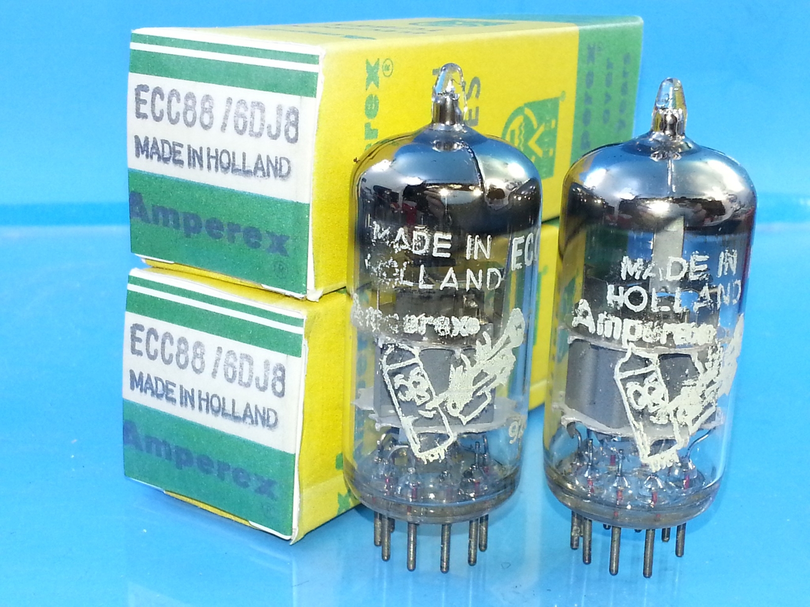 AMPEREX BUGLE BOY 6DJ8 ECC88 TUBE SINGLE D GTR SUPER SWEET SOUND 1959