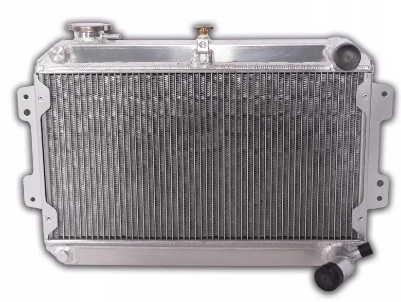 Алюминиевый радиатор охлаждения 3 ряда CU701 подходит для Mazda RX7 RX-7 1,1 л 1979-1982 1980 1981 годов выпуска - Изображение 2 из 4