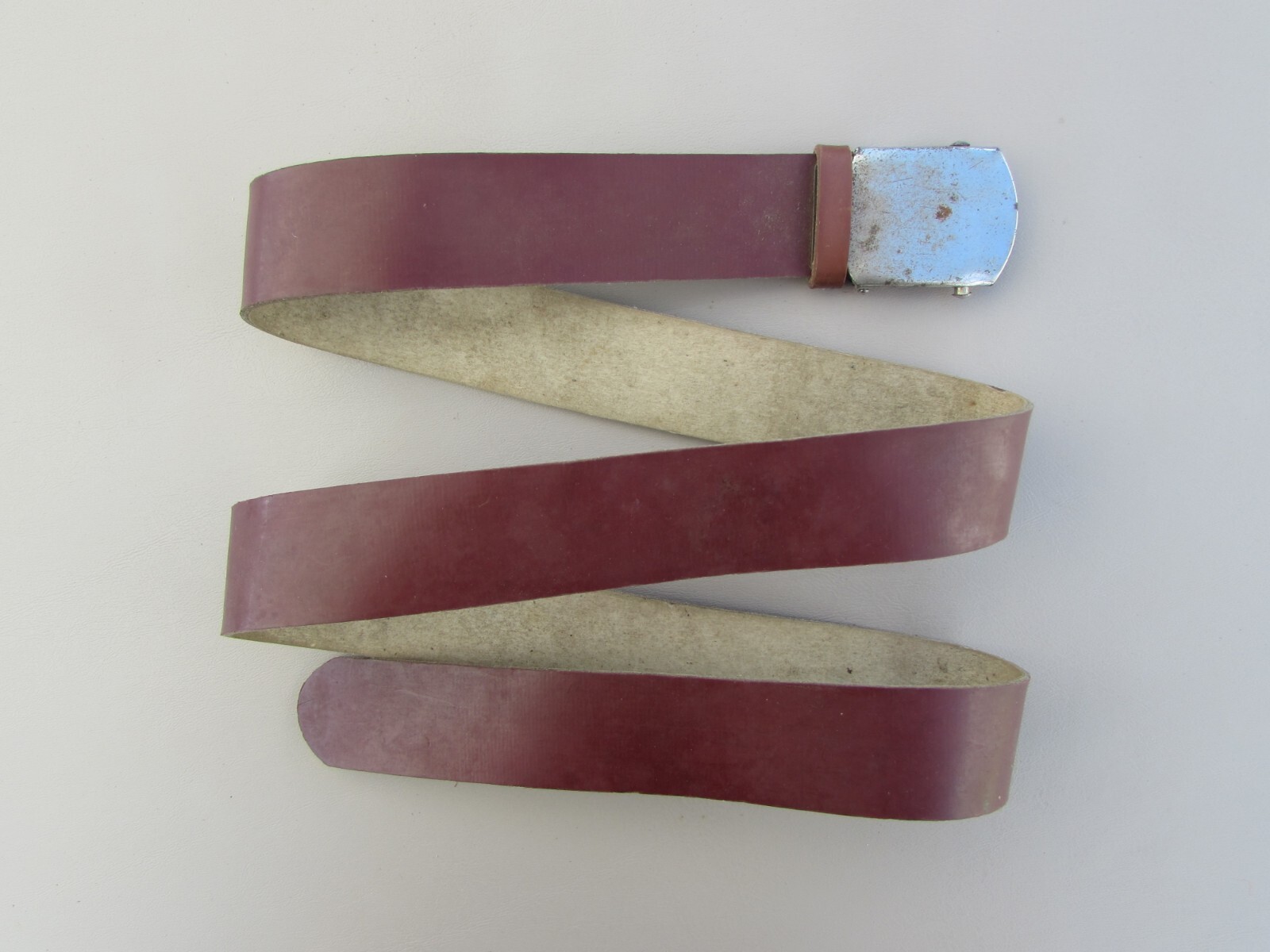 ORIGINAL MADE NORTH VIETNAMESE RED BROWN LEATHER TROUSER BELT