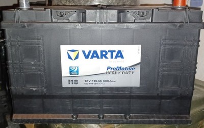 Starterbatterie Varta 12V 110AH 680A , brandneu