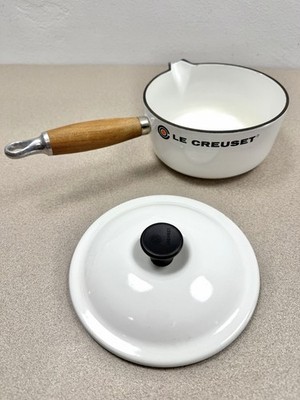 Le Creuset White Enamel Cast Iron Saucepan 16  Wooden Handle Lid EXCELLENT