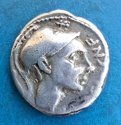 République Romaine , Cornelia , Blaso Cneii filius (-112/-111) , denier - Photo 1/4