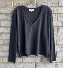 Michael Stars Long Sleeve V-Neck Gray Sweater Women's Size L