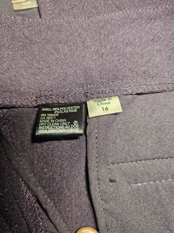 Tahari Arthur S. Levine - Pantalón y Traje - Talla 16 - Color Ciruela pit to pit 22 Foto 3 de 4