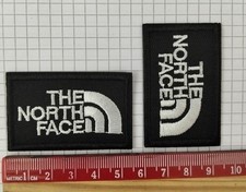 Nr. 2 Toppe Patch The North Face termoadesive ricamate  (come in foto)