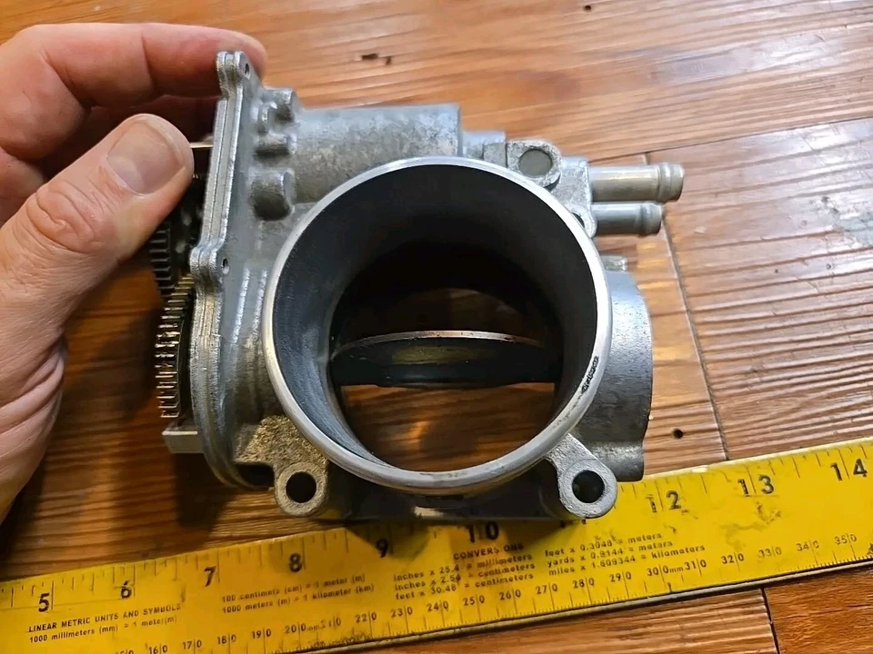 2004 Jaguar X-Type Throttle Body 3.0 Lt USED 1x43-9f991-oc - Image 3 of 4