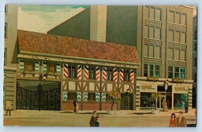 Milwaukee Wisconsin WI Postcard Usinger Retail Store Third Street c1960 Vintage