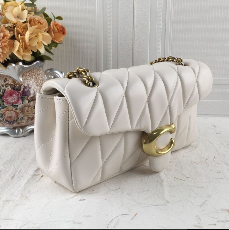 【新品未使用】COACH/コーチ タビー ショルダー バッグ CP150 公式】COACH – コーチ | タビー ショルダー バッグ 26・キルティング