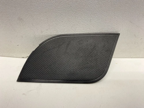 2016-2018 KIA OPTIMARIGHT FRONT DOOR PANEL PULL HANDLE SCREW COVER RUBBER MAT