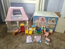 Little Tikes GRANDMA’S HOUSE Grandparents Kitchen Dog Car High In Orginal Box