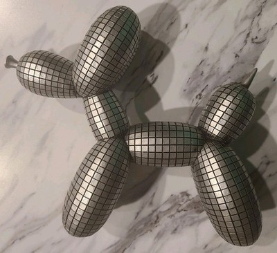 Home Decor Balloon Dog Matte Silver Grid 9x6  Resin Statue - New