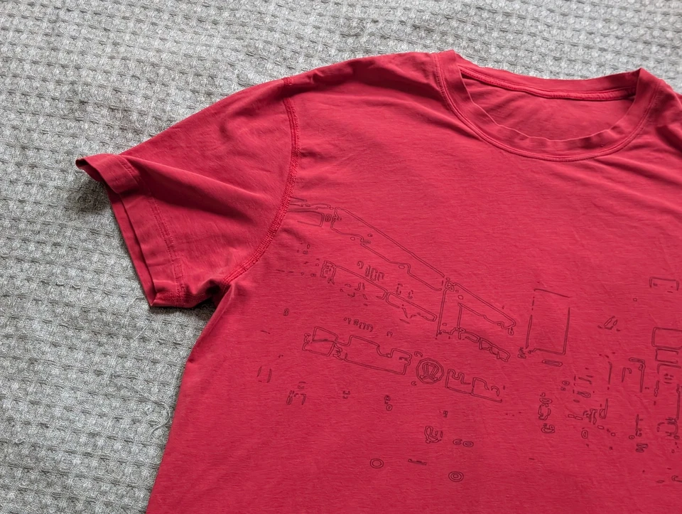 Lululemon Shirt Mens Large Red Short Sleeve Graphic Tee Athletic Cityscape - Image 3 of 4