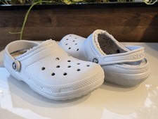 CROCS Classic Gray Faux Fur Lined White Clogs - Unisex Style US Women 7 Men 5