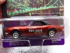 1968 Chevy Camaro Johnny Lightning New York Toy Fair 2000 164 Die-cast 1968 Chevy Camaro Johnny Lightning New York Toy Fair 2000 164 Die-cast