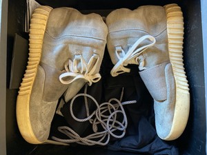 yeezy 750 sole