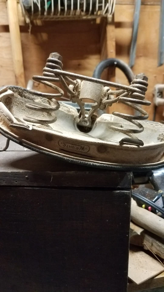 Assento de bicicleta vintage Wrights mola dupla selim preto e branco - Imagem 2 de 3