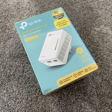 TP-Link AV600 Powerline Wi-Fi Extender TL-WPA4220